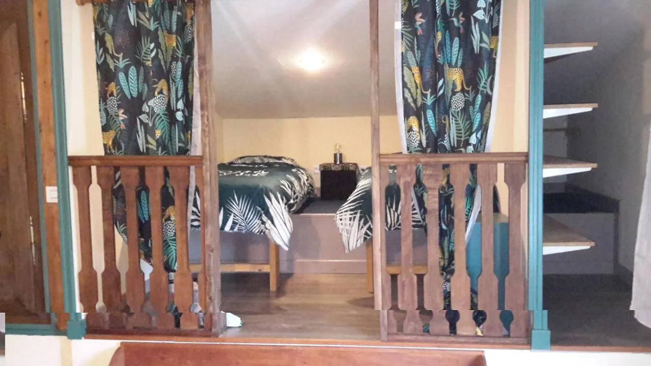 Holiday home Gite Tulipe A La Ferme De Kerloury A Paimpol A 900M Du Gr34 Et D Une Plage Pres De Brehat